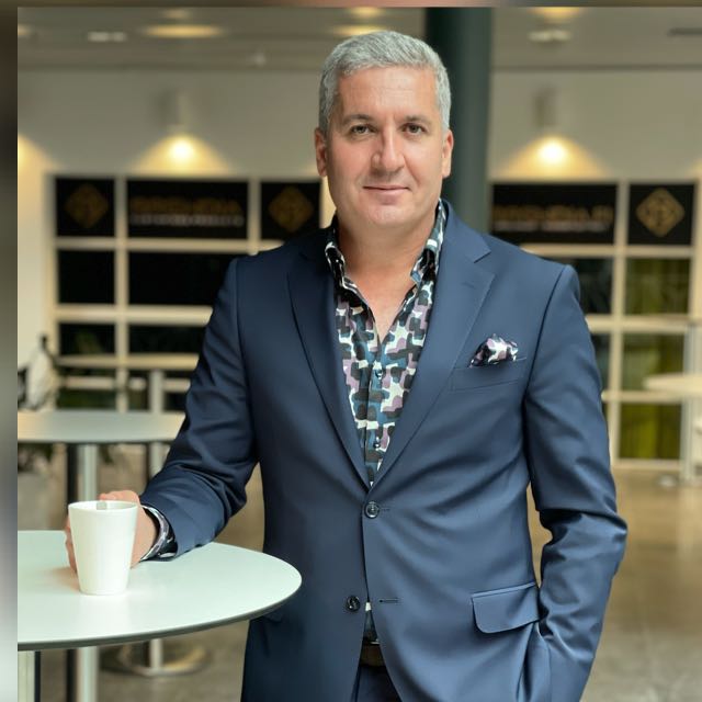 Hedi Khezrzadeh, Chief Executive Officer